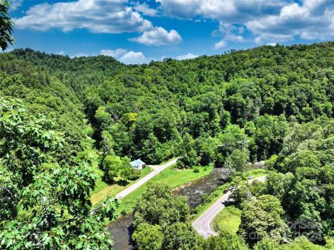 3065 Piney Hill Road Burnsville NC 28714