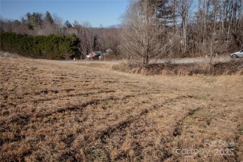 721 Chatsworth Circle SE Lenoir NC 28645