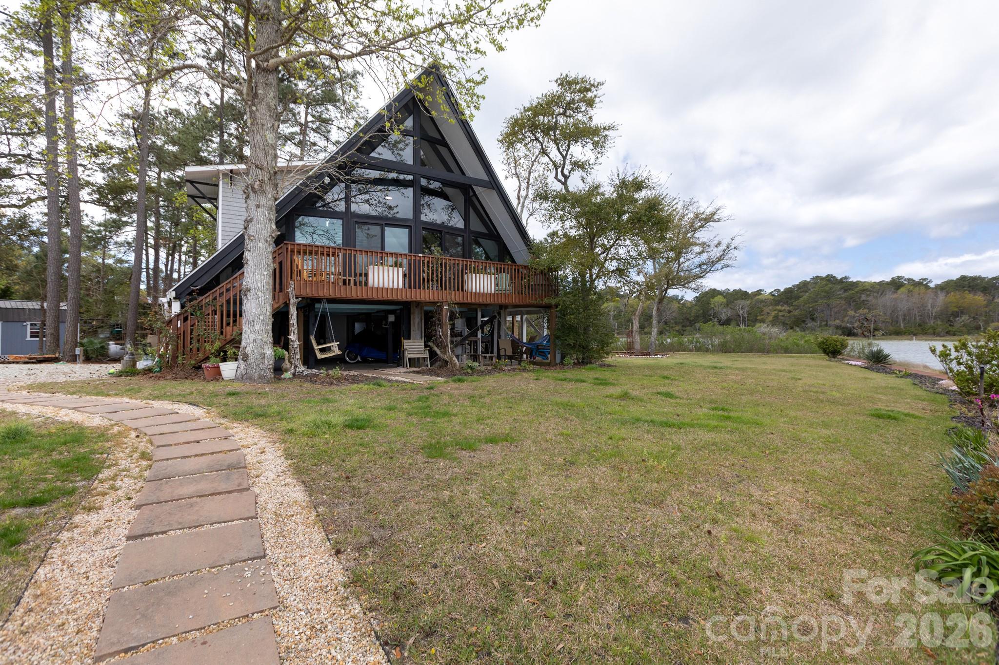 211 Fannie Creek Lane Sneads Ferry NC 28460