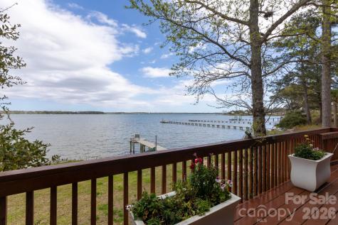 211 Fannie Creek Lane Sneads Ferry NC 28460