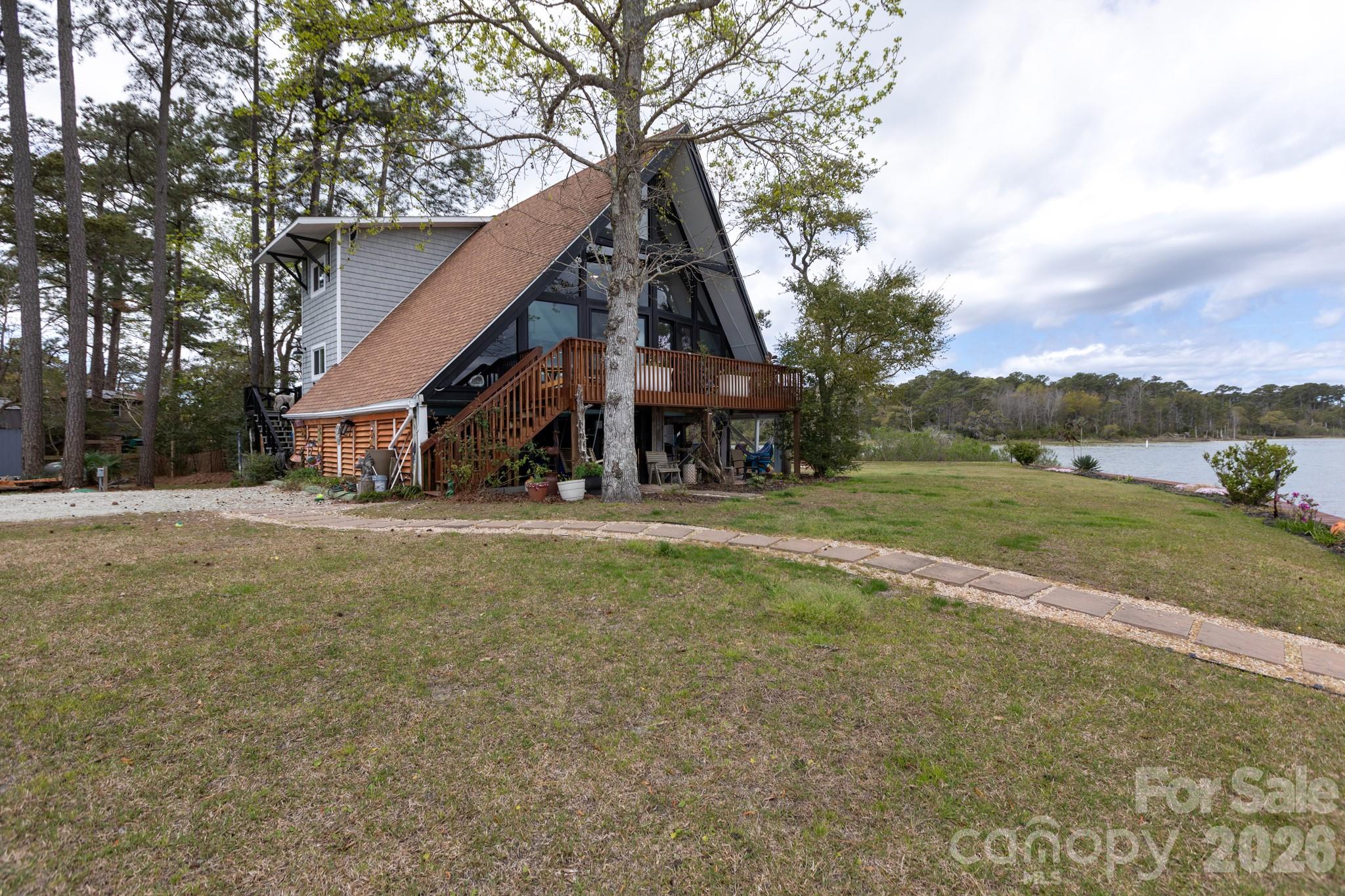 211 Fannie Creek Lane Sneads Ferry NC 28460