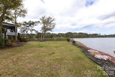 211 Fannie Creek Lane Sneads Ferry NC 28460