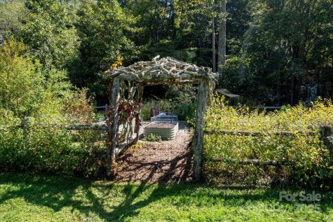 Tbd Pine Mountain Trail Brevard NC 28712