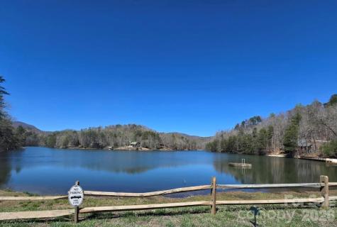 284 Oriole Drive Lake Lure NC 28746