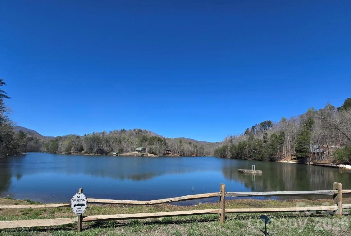 284 Oriole Drive Lake Lure NC 28746
