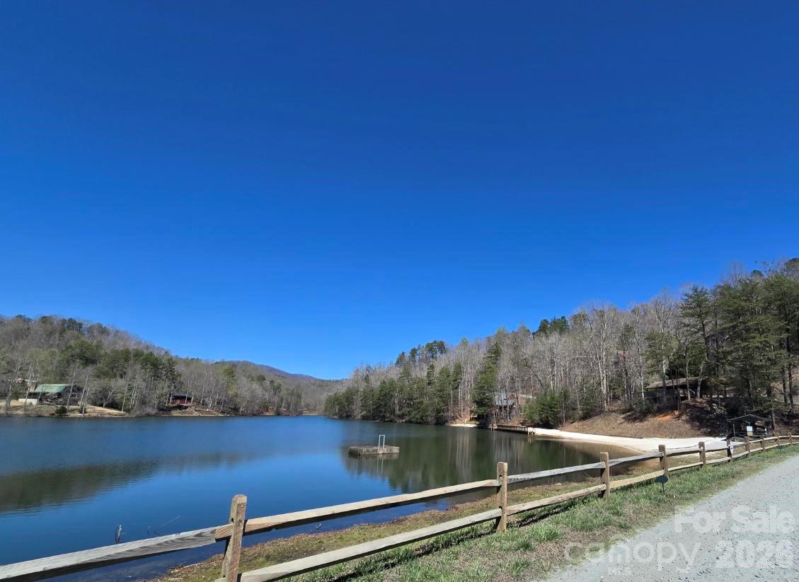 284 Oriole Drive Lake Lure NC 28746
