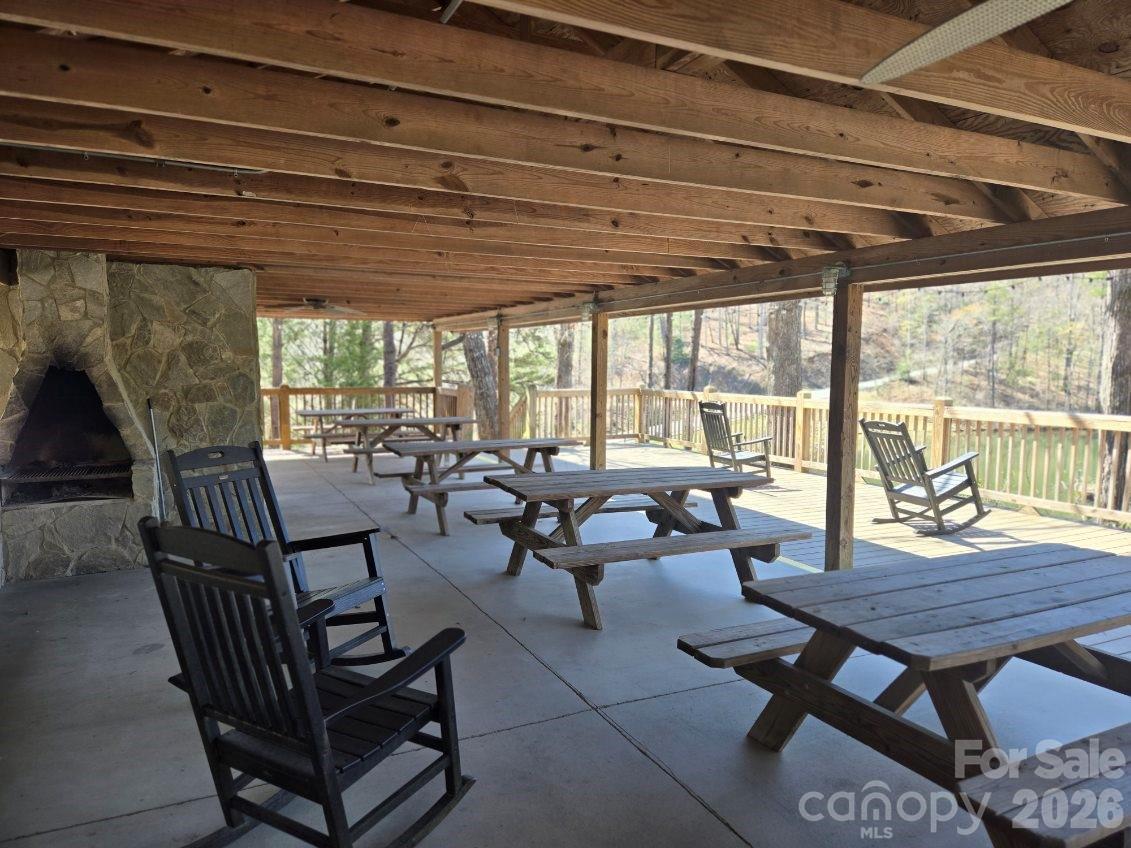 284 Oriole Drive Lake Lure NC 28746