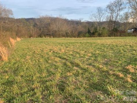 7.33AC COM Chimney Rock Highway Edneyville NC 28792