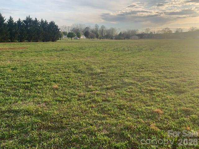 7.33AC Com Chimney Rock Highway Edneyville NC 28792