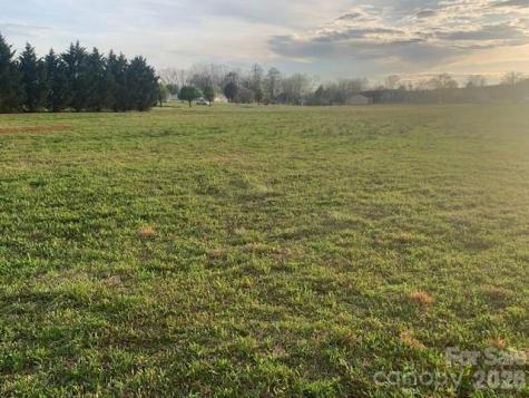 7.33AC Com Chimney Rock Highway Edneyville NC 28792
