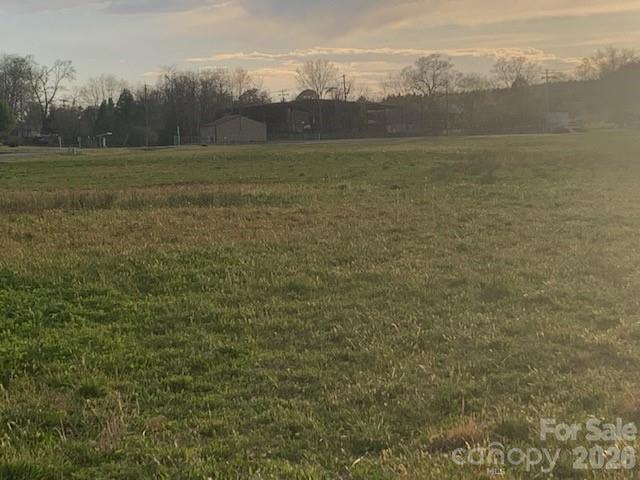 7.33AC Com Chimney Rock Highway Edneyville NC 28792