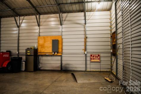 6016 Oxford School Road Claremont NC 28610