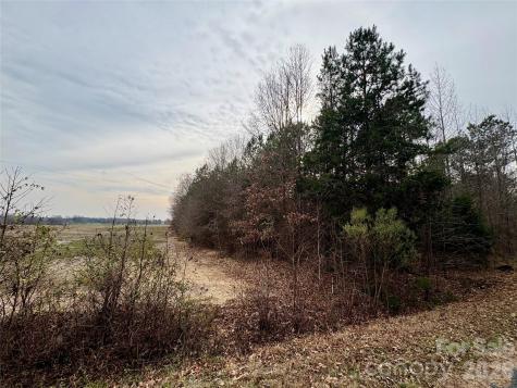 2734 L J Whitley Road Monroe NC 28112