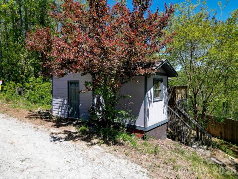 99999 Hicks Mountain Road Hendersonville NC 28792