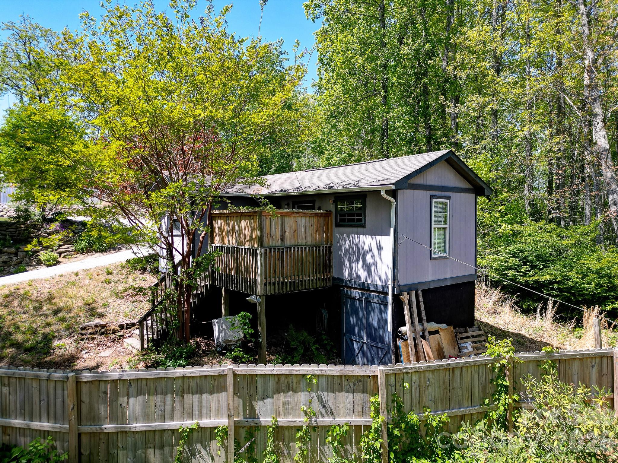 99999 Hicks Mountain Road Hendersonville NC 28792