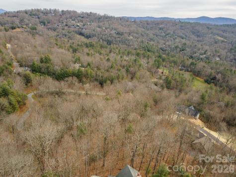 24 Falls Lane Hendersonville NC 28739