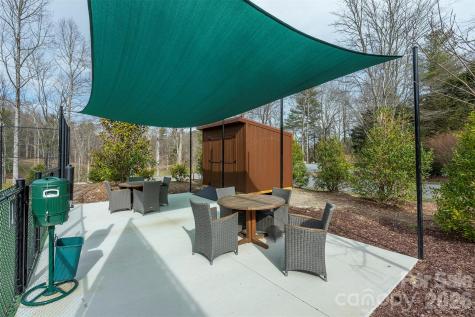 24 Falls Lane Hendersonville NC 28739