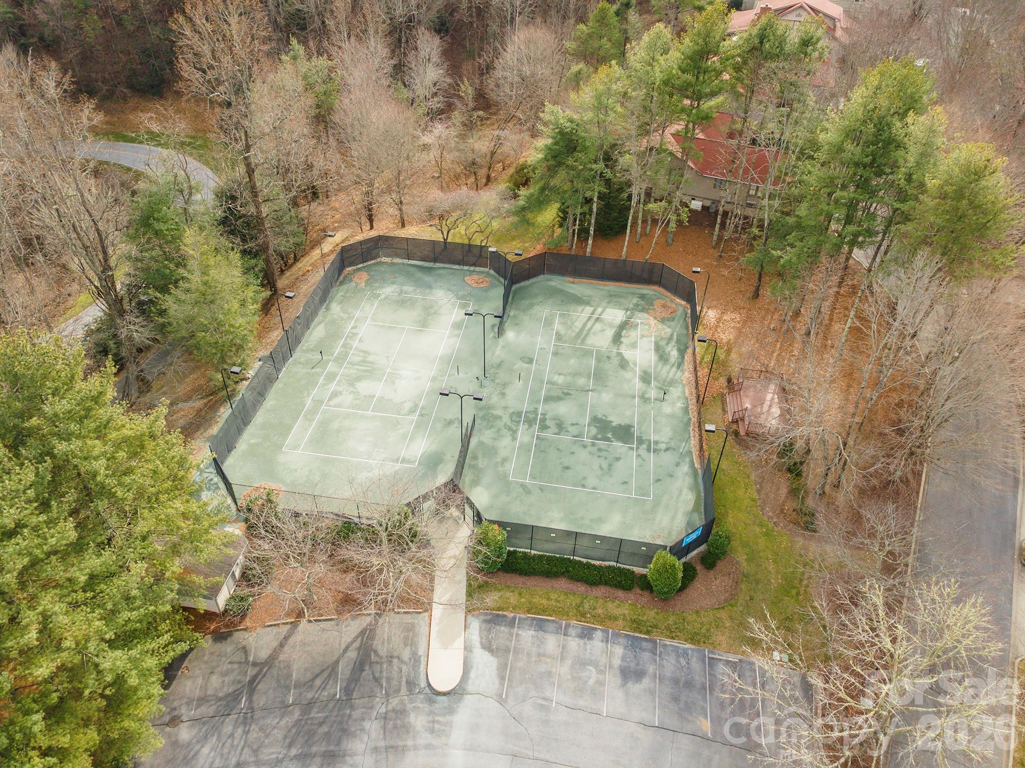 24 Falls Lane Hendersonville NC 28739