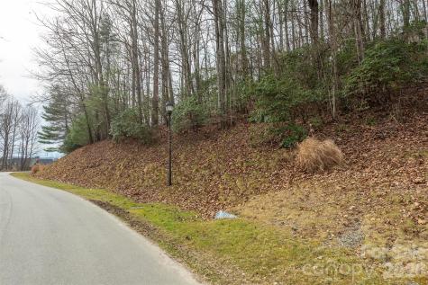 24 Falls Lane Hendersonville NC 28739