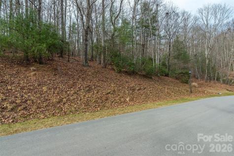 24 Falls Lane Hendersonville NC 28739