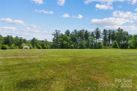 15 Mirehouse Run Asheville NC 28803