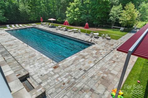15 Mirehouse Run Asheville NC 28803