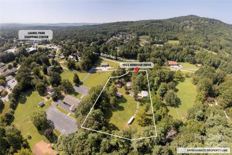 1925-B Windsor Drive Laurel Park NC 28739