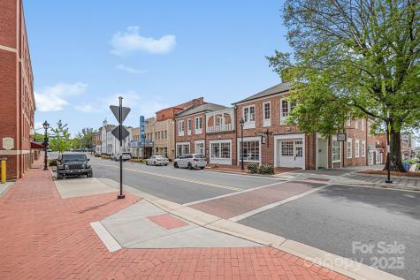 910 Fairview Street Kannapolis NC 28083