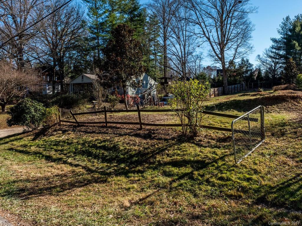 33 Lakewood Drive Asheville NC 28803