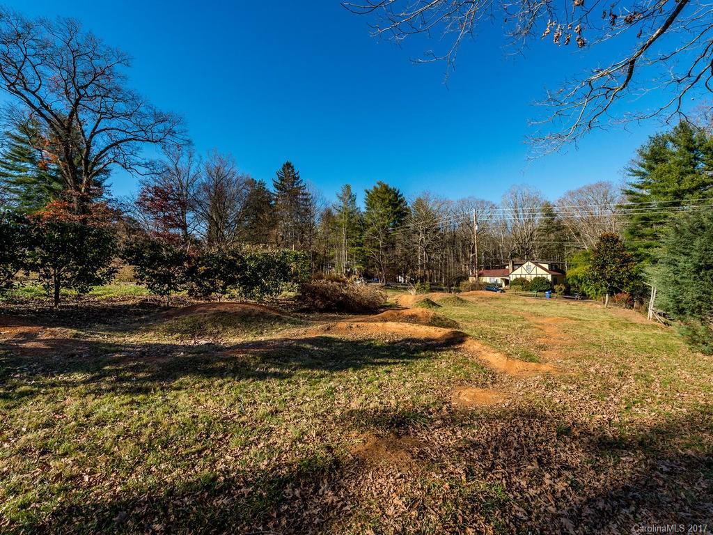 33 Lakewood Drive Asheville NC 28803