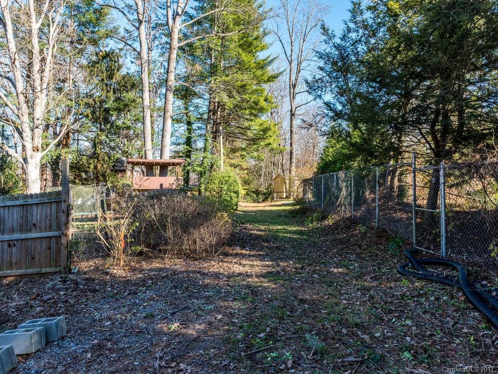 33 Lakewood Drive Asheville NC 28803