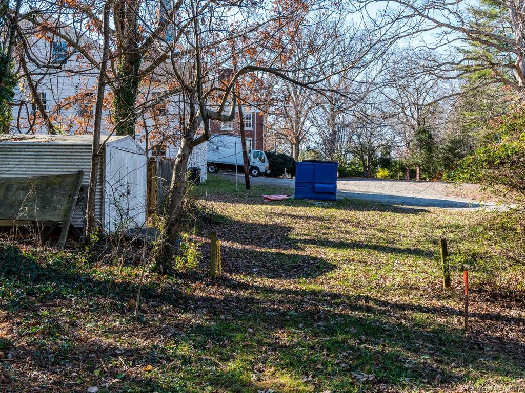 33 Lakewood Drive Asheville NC 28803