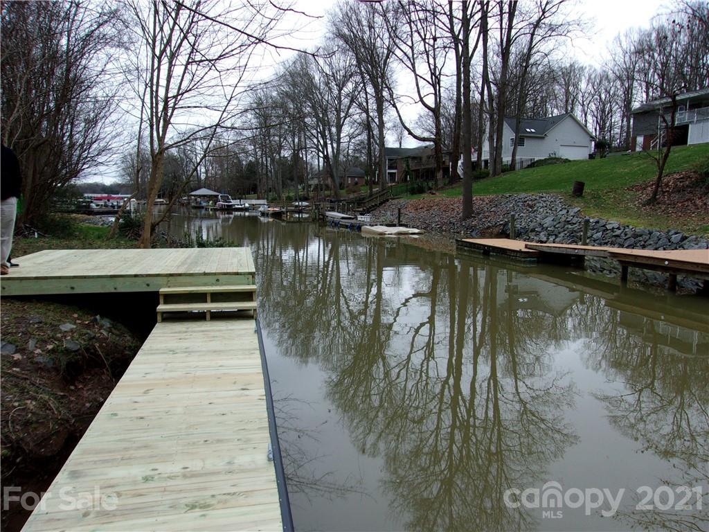 303 Wood Duck Loop Mooresville NC 28117