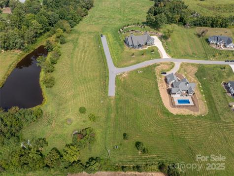 301 Majestic Ridge Road Mills River NC 28759