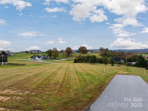 301 Majestic Ridge Road Mills River NC 28759