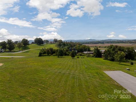 301 Majestic Ridge Road Mills River NC 28759