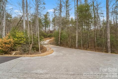 2086 October Drive Nebo NC 28761