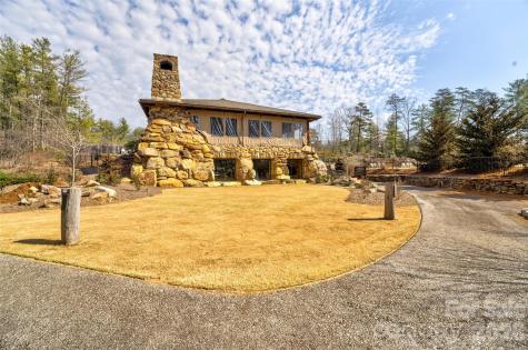 2086 October Drive Nebo NC 28761