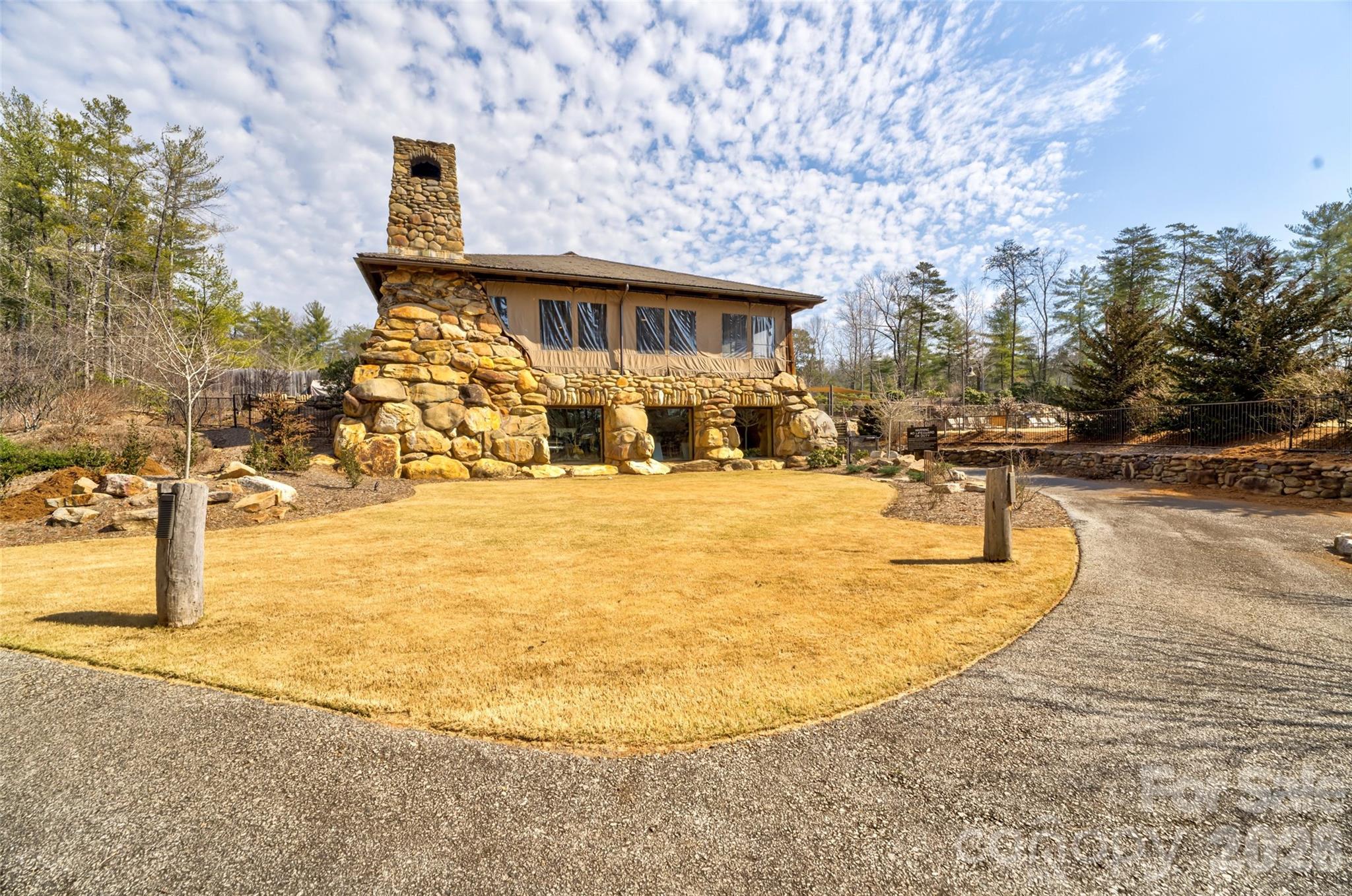 2086 October Drive Nebo NC 28761