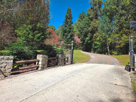 123 Live Oak Loop Waynesville NC 28785