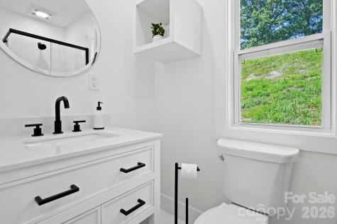 8 & 10 George Allen Ridge Arden NC 28704