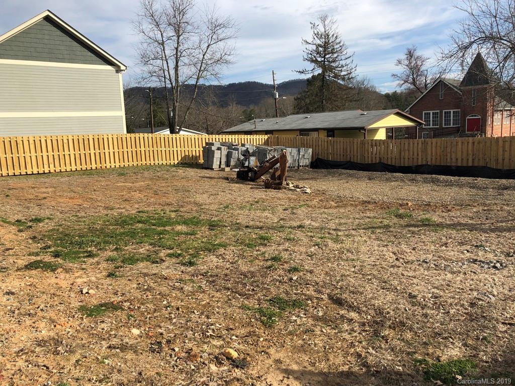 36 White Avenue Asheville NC 28803