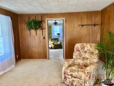 67 Shawnee Trail Asheville NC 28805