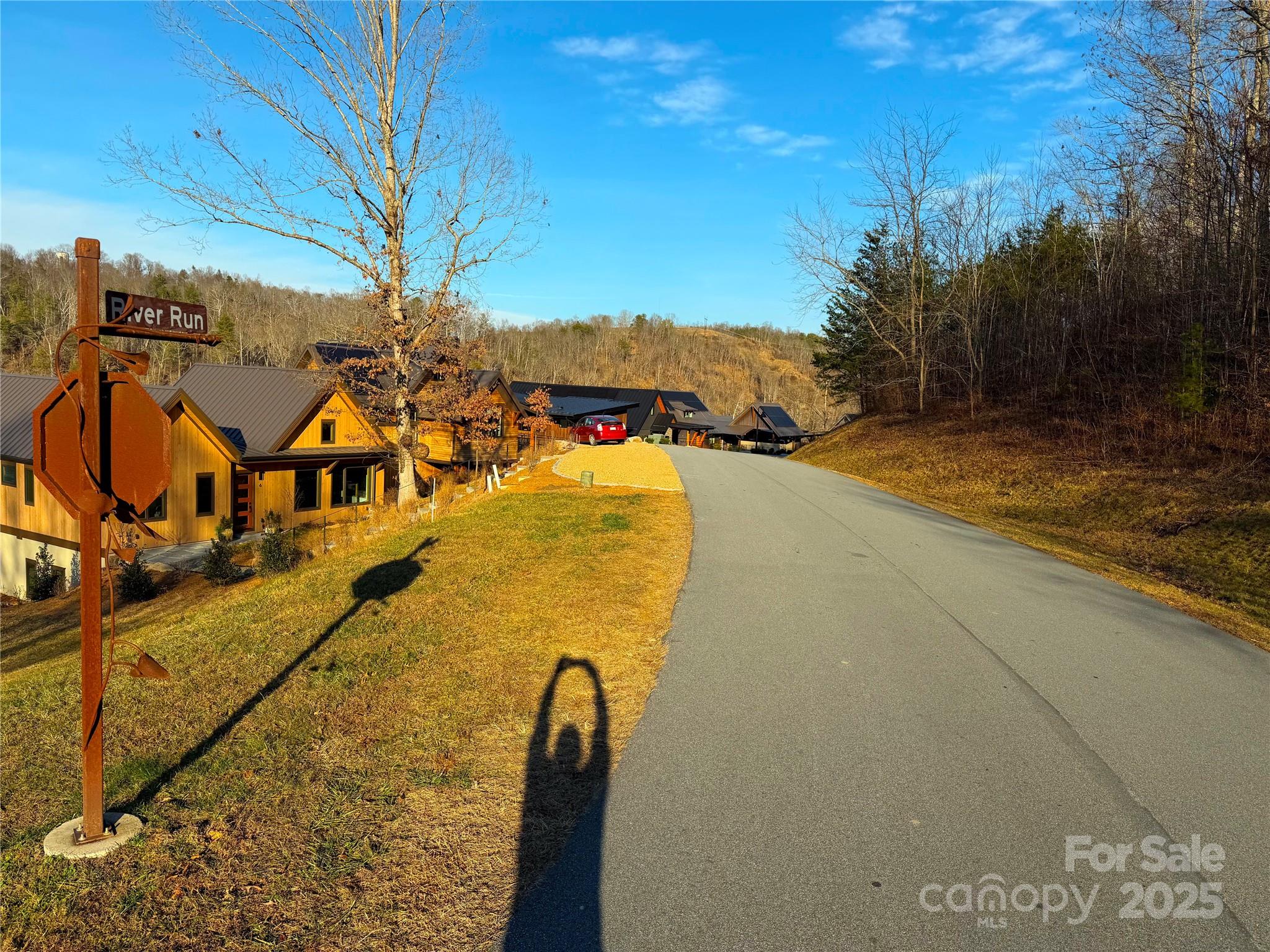 2 River Run Asheville NC 28804