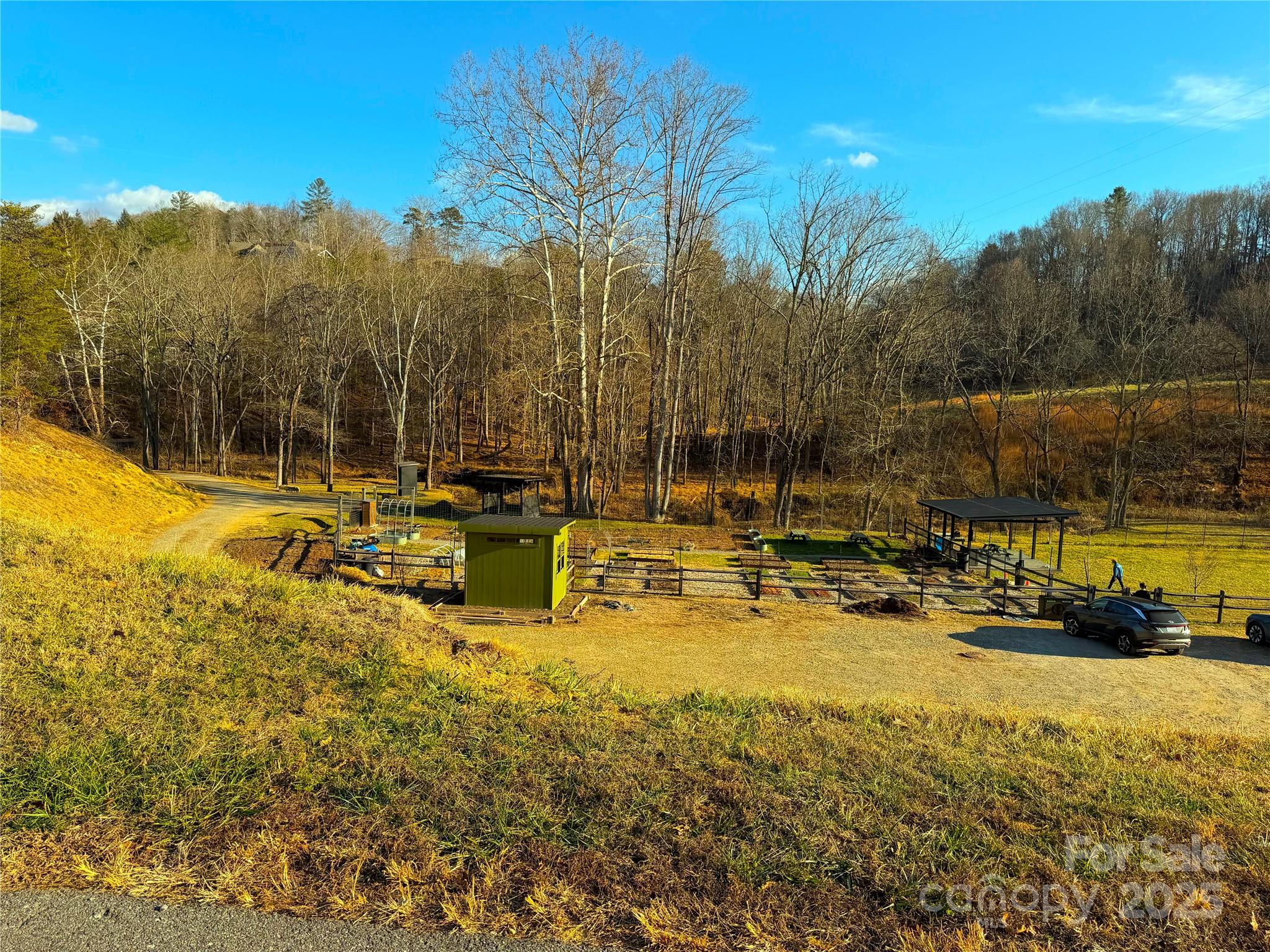 2 River Run Asheville NC 28804