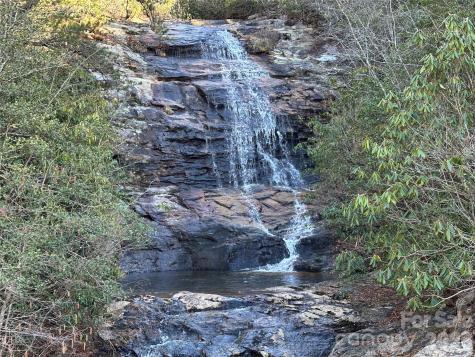 000 Fox Ridge Trail Marion NC 28752
