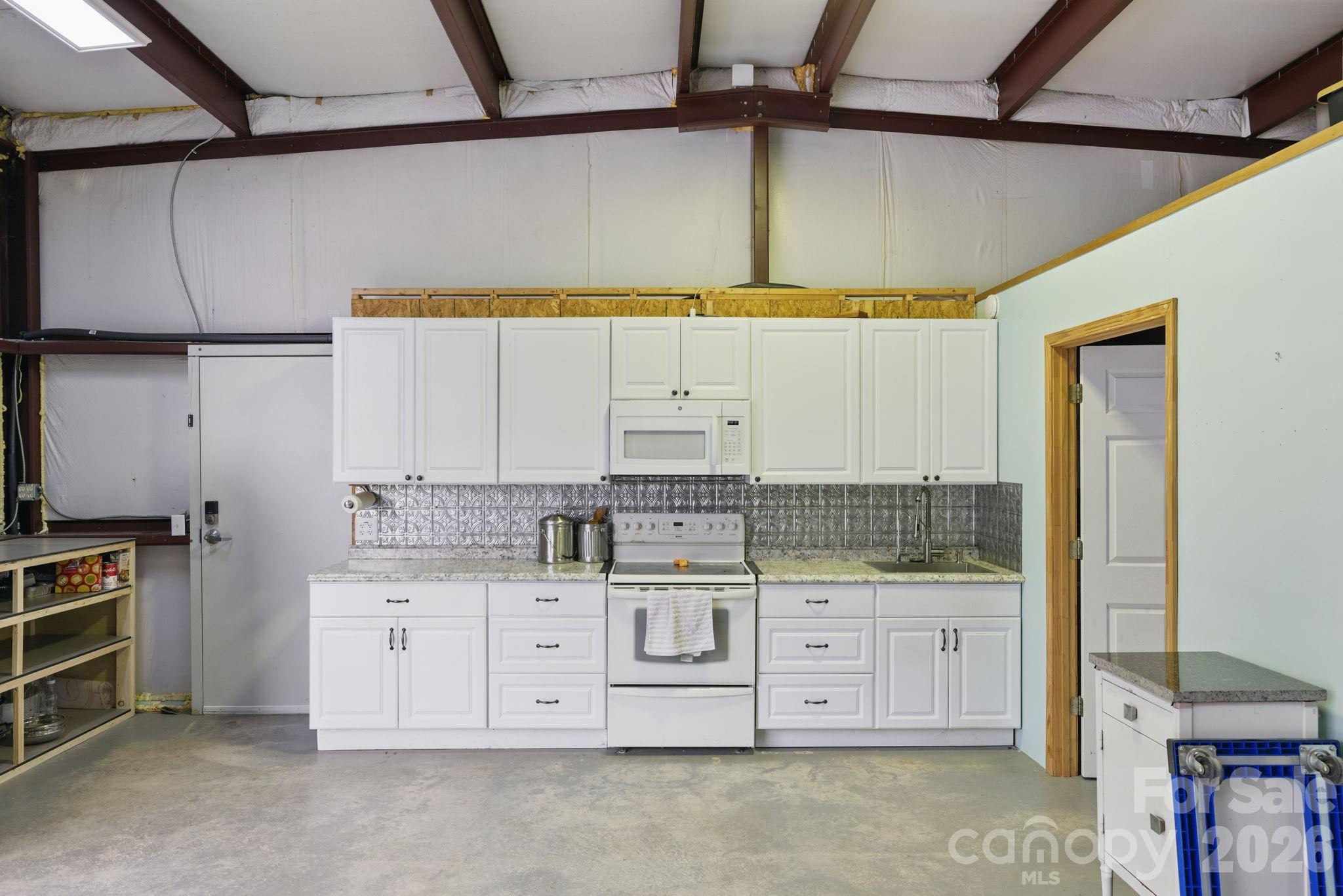 181 Pathkiller Road Lake Toxaway NC 28747
