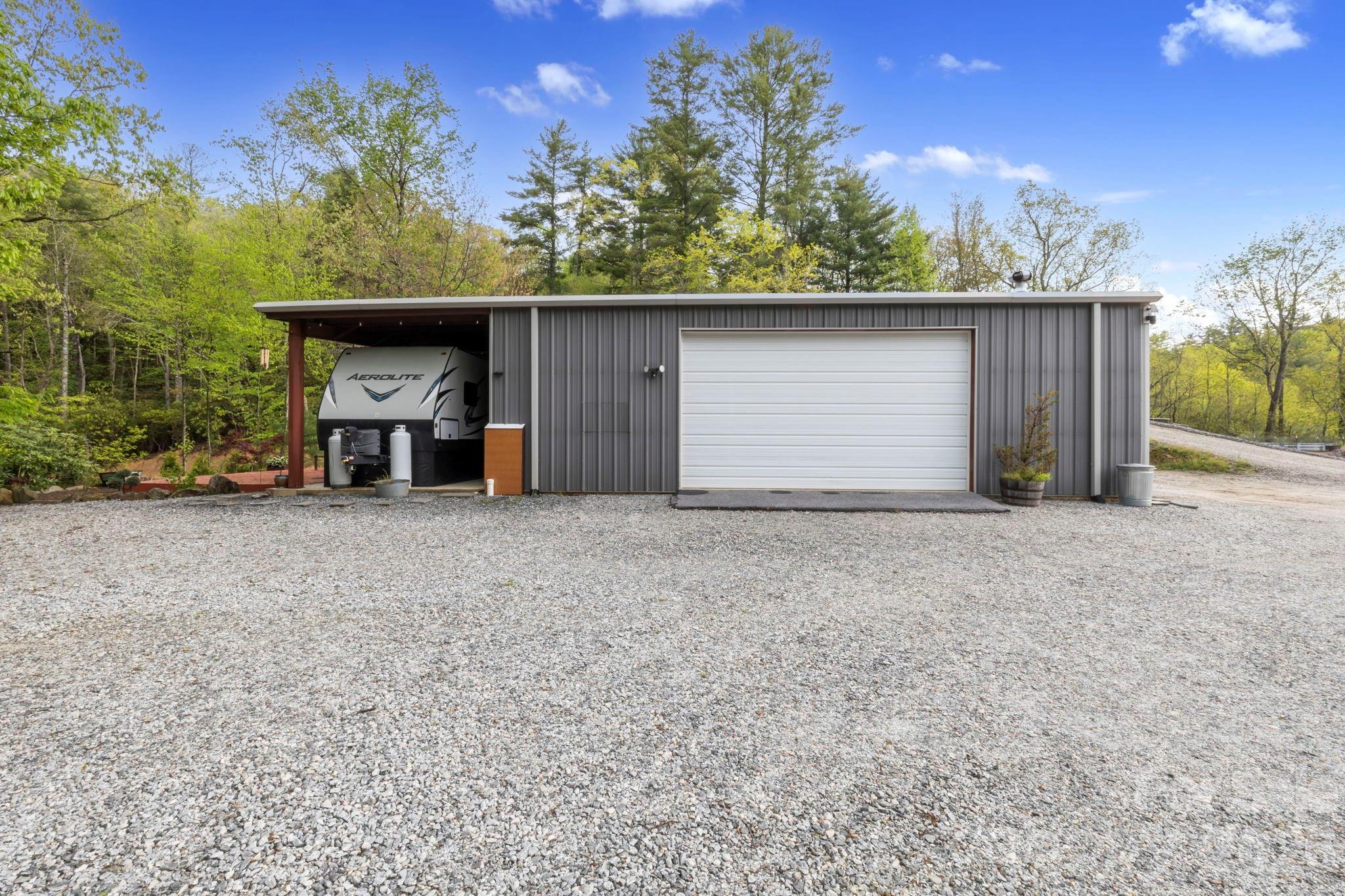 181 Pathkiller Road Lake Toxaway NC 28747