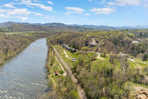 240 Westridge Farm Road Asheville NC 28804