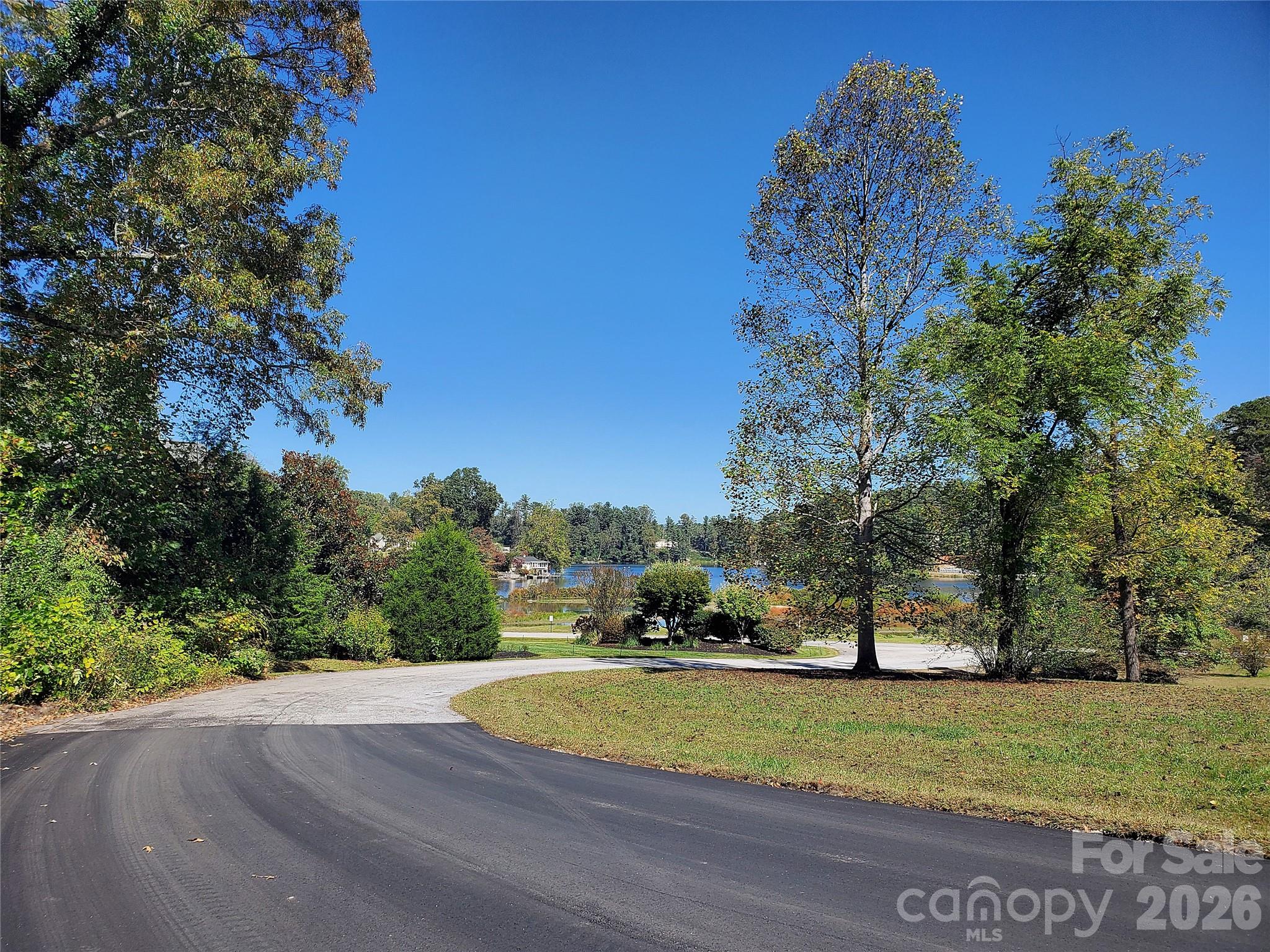 62 Oscelake Way Hendersonville NC 28739
